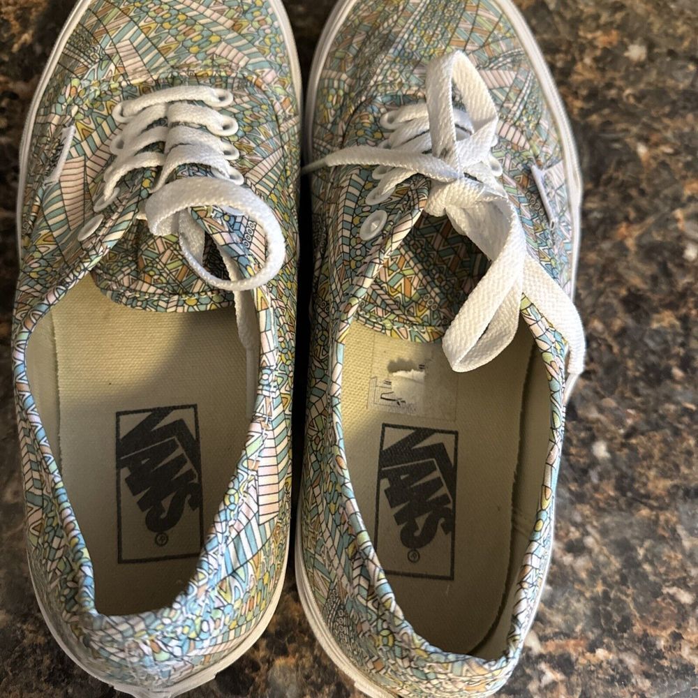 Vans Women's Geometric Abstract Patterned Lace Up… - image 5